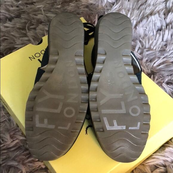 NIB Fly London YPUL in Cupido Reef {Size 39} - Picture 7 of 8